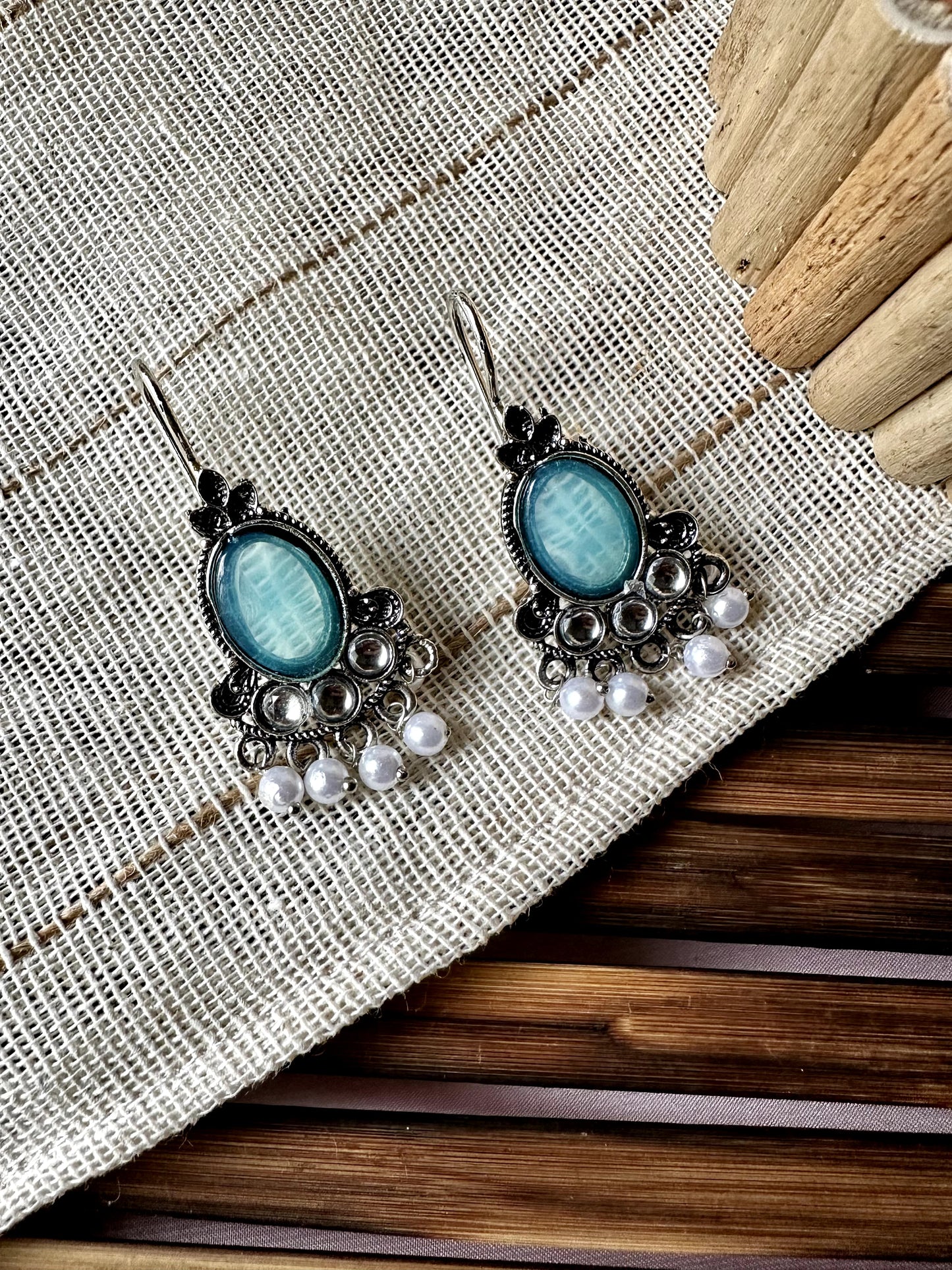 Aadrita -Hook jhumka (Mini)