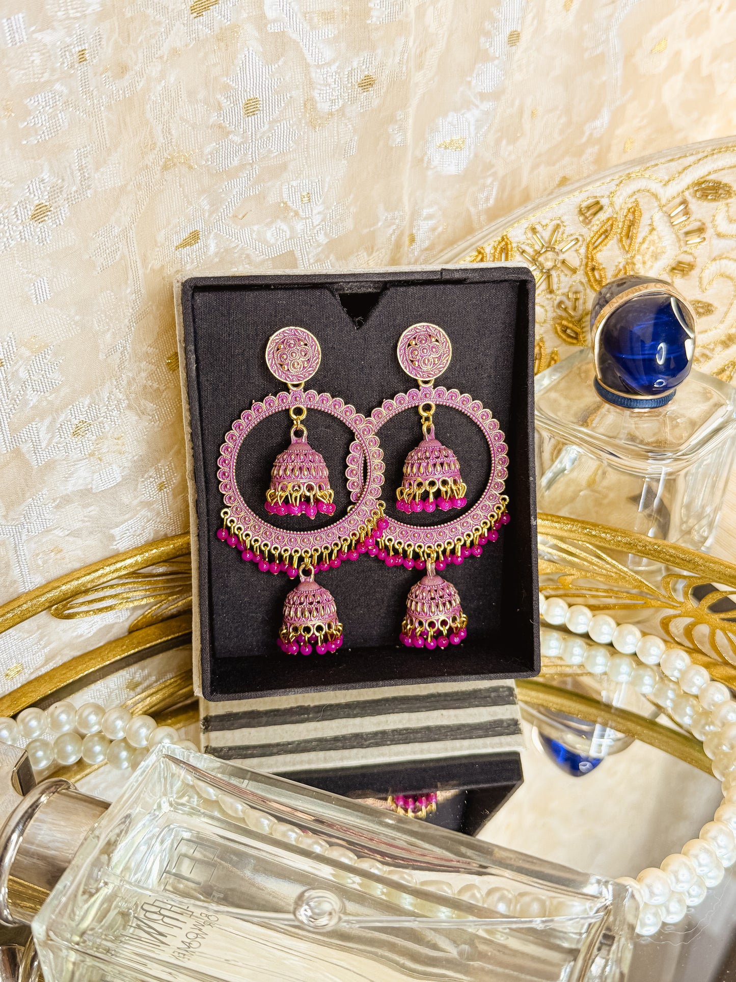 Aadiya- Gold Polished Jhumka