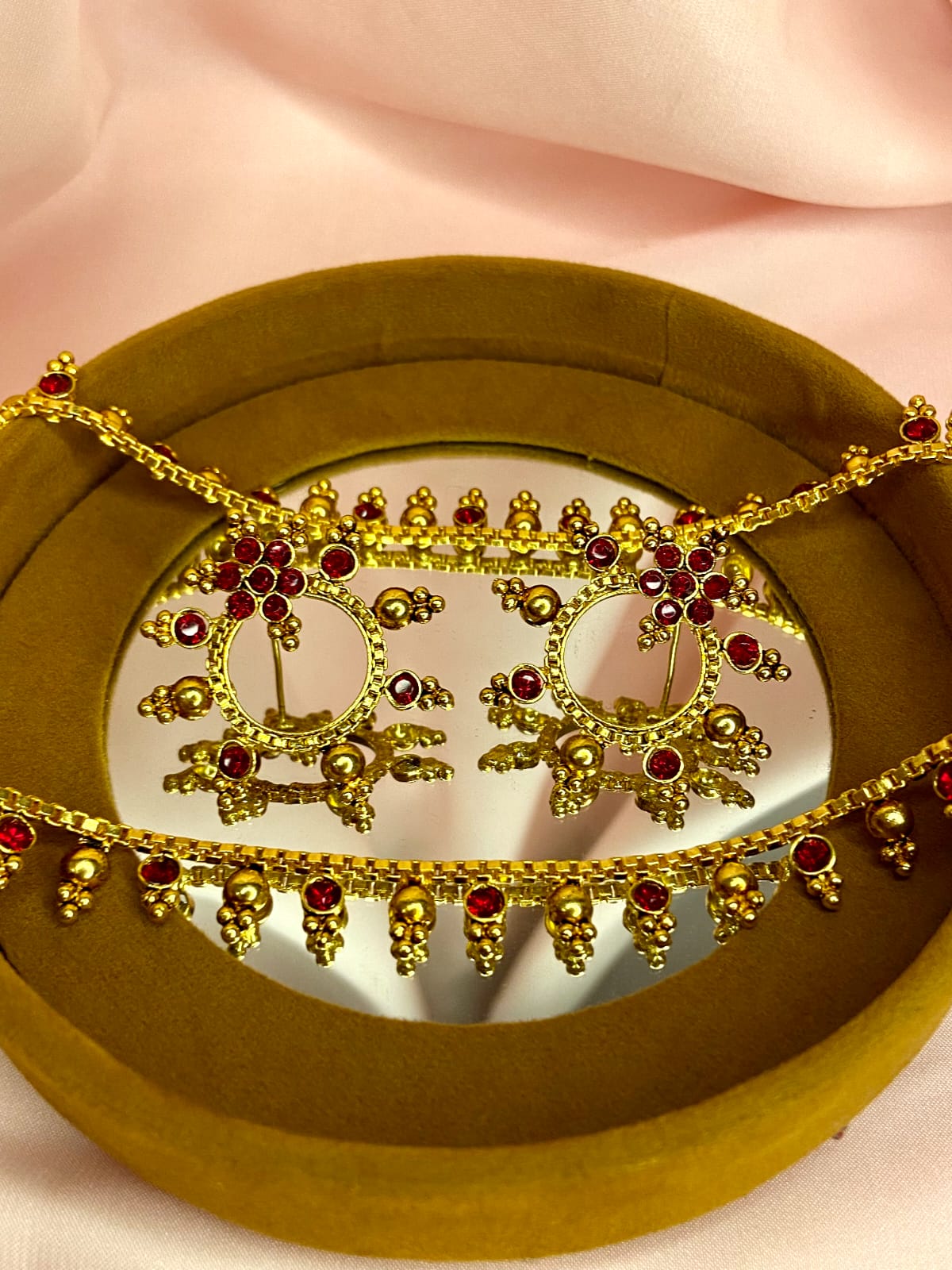 Maisha- Red Stone (Gold Polished Mala Set)