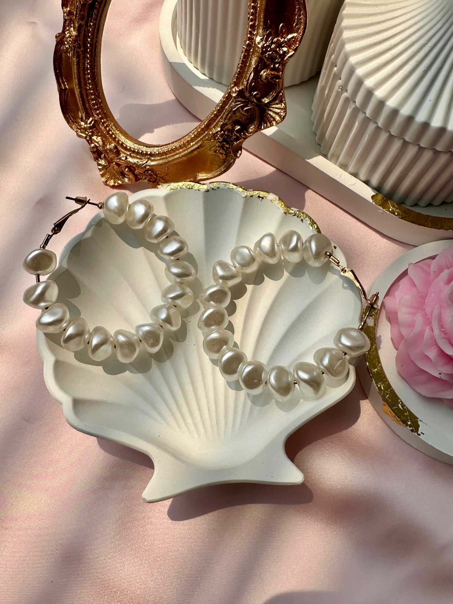 Pearl Hoop