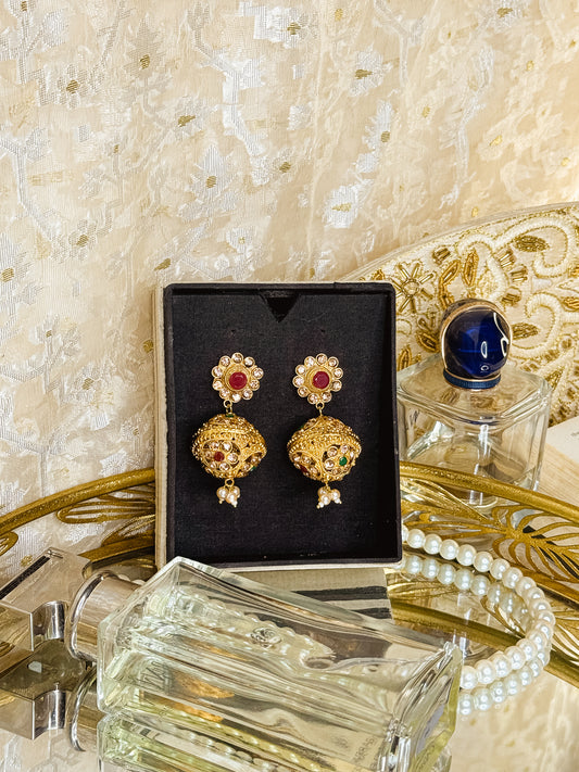 Josna- Gold Polished Jhumka