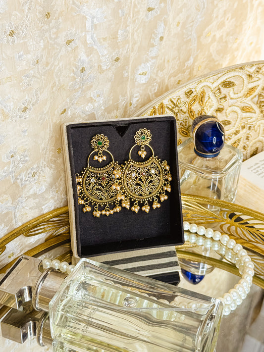 Ratri - Gold Polished Jhumka