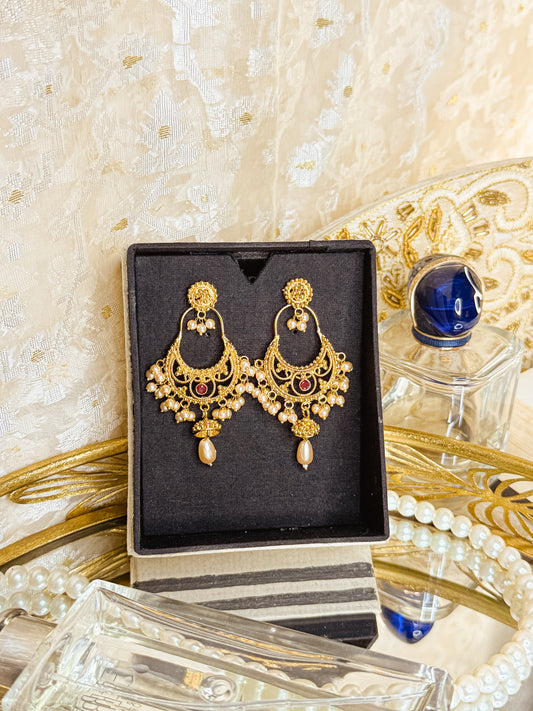 Rinika- Gold Polished Jhumka with Pearl