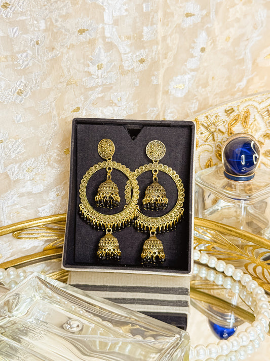 Aadiya- Gold Polished Jhumka