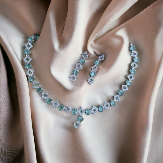 Aamaya (Diamond Cut Necklace Set)