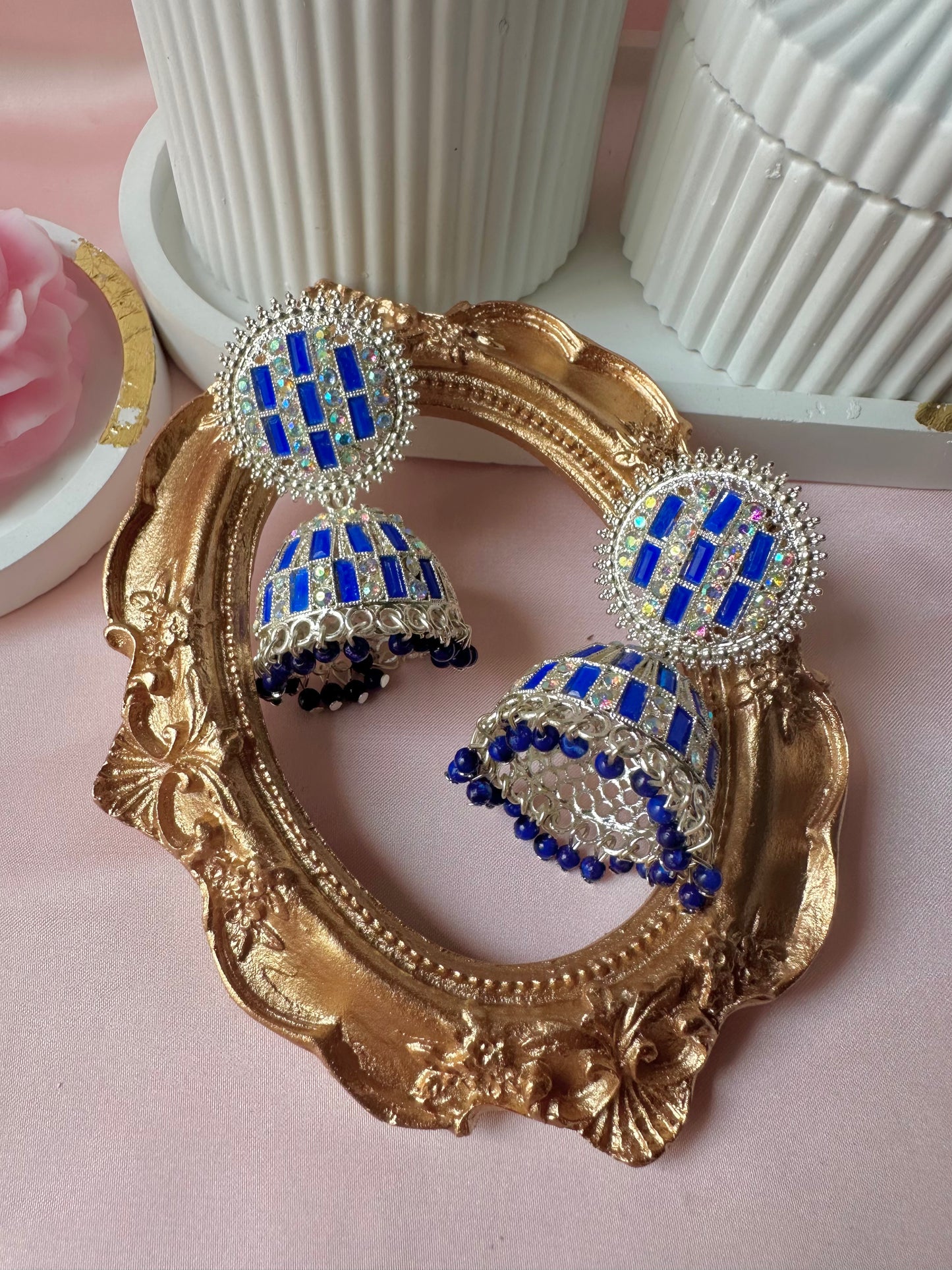Madhoobi (Light Weight Jhumka)