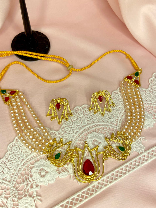 Poddo Choker Necklace Set
